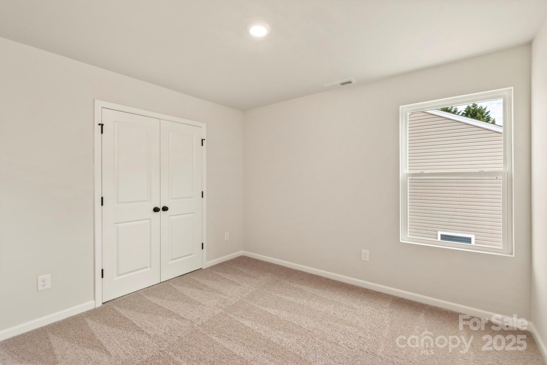 1041 Russell Drive Winston Salem NC 27127