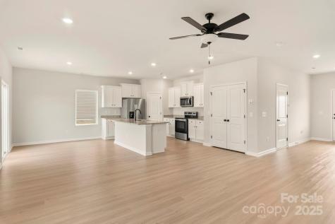 1041 Russell Drive Winston Salem NC 27127