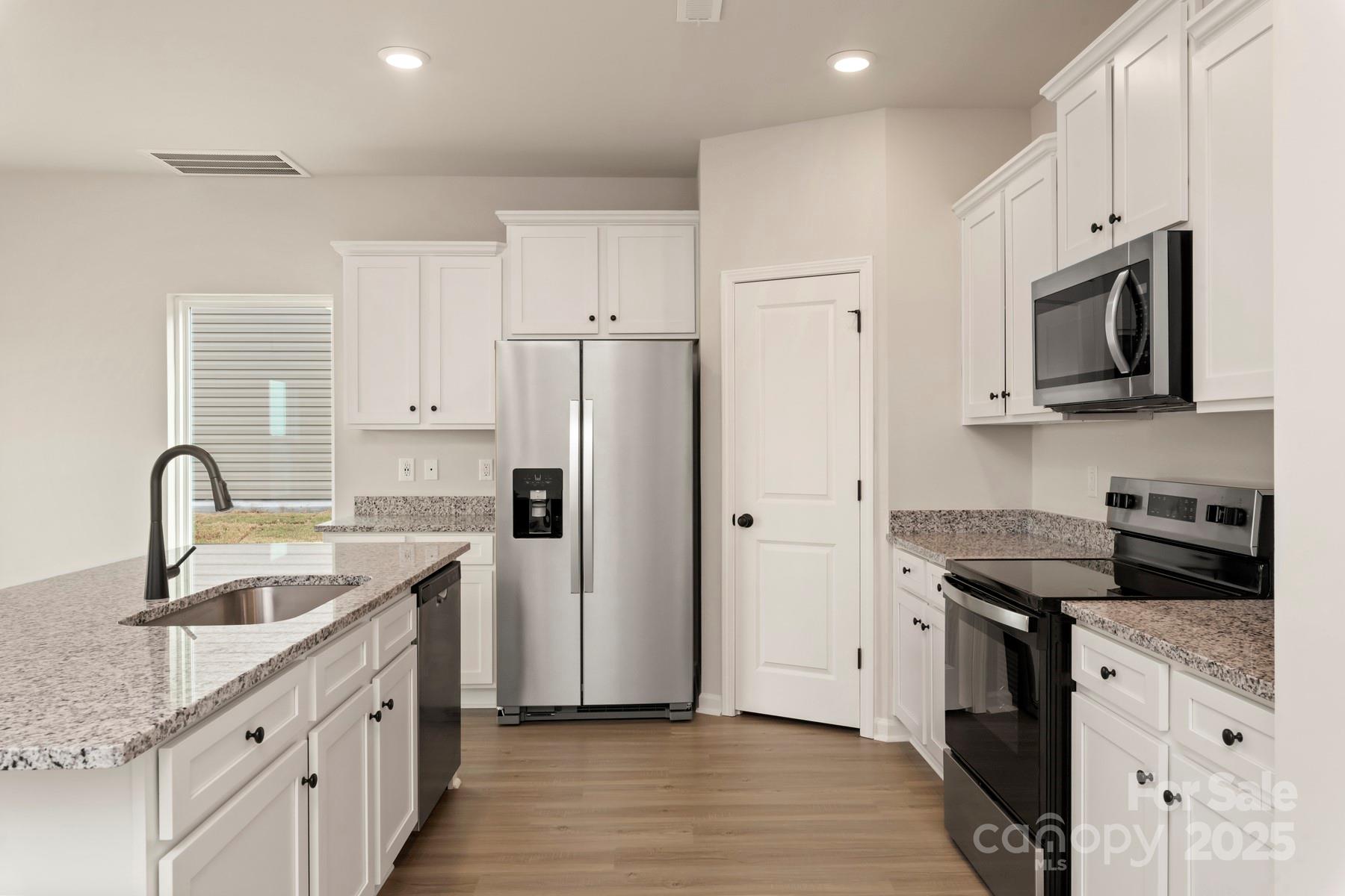 1041 Russell Drive Winston Salem NC 27127