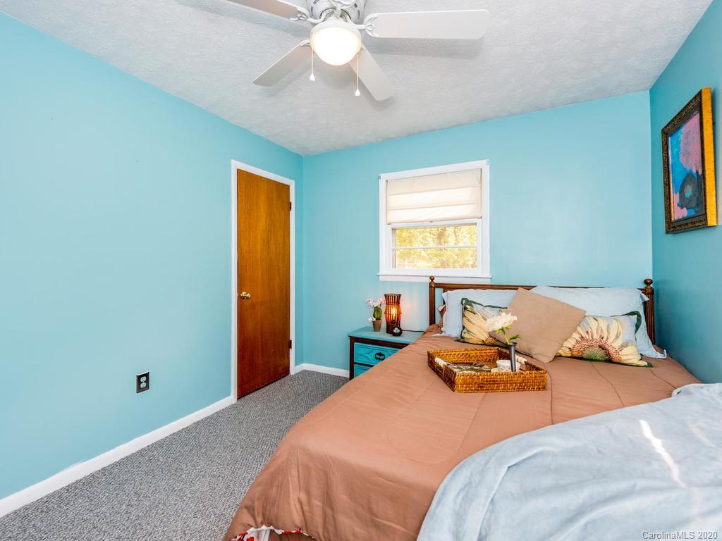 13 Allison Court Asheville NC 28805