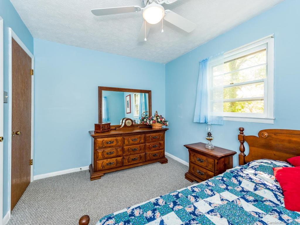 13 Allison Court Asheville NC 28805