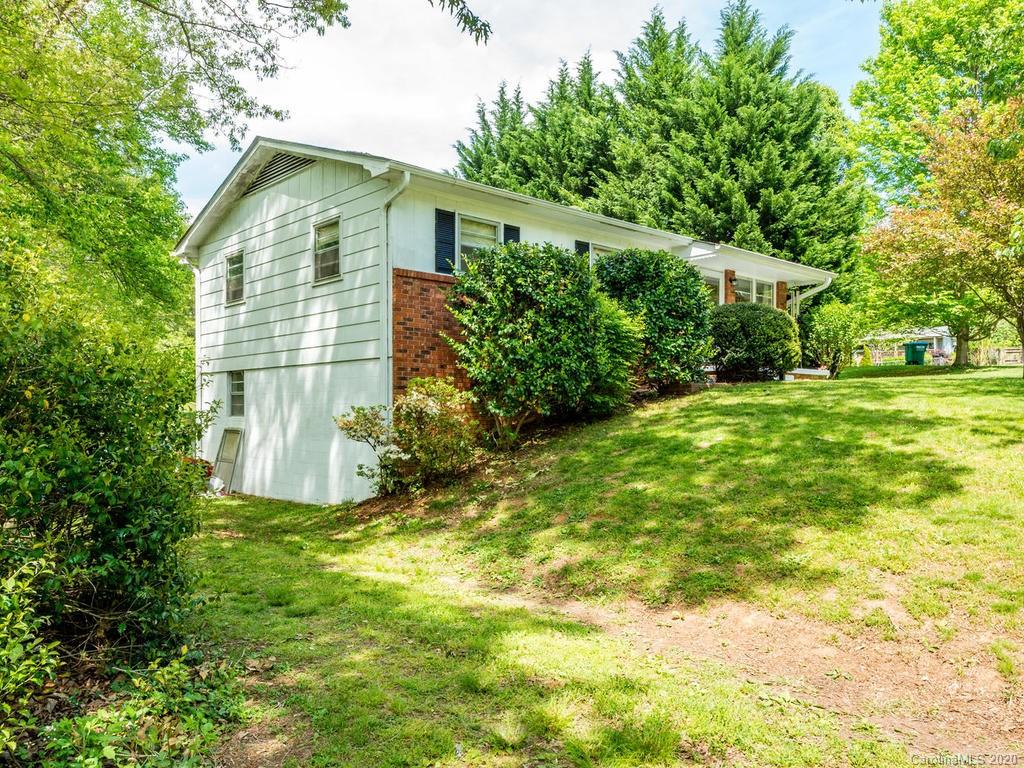 13 Allison Court Asheville NC 28805