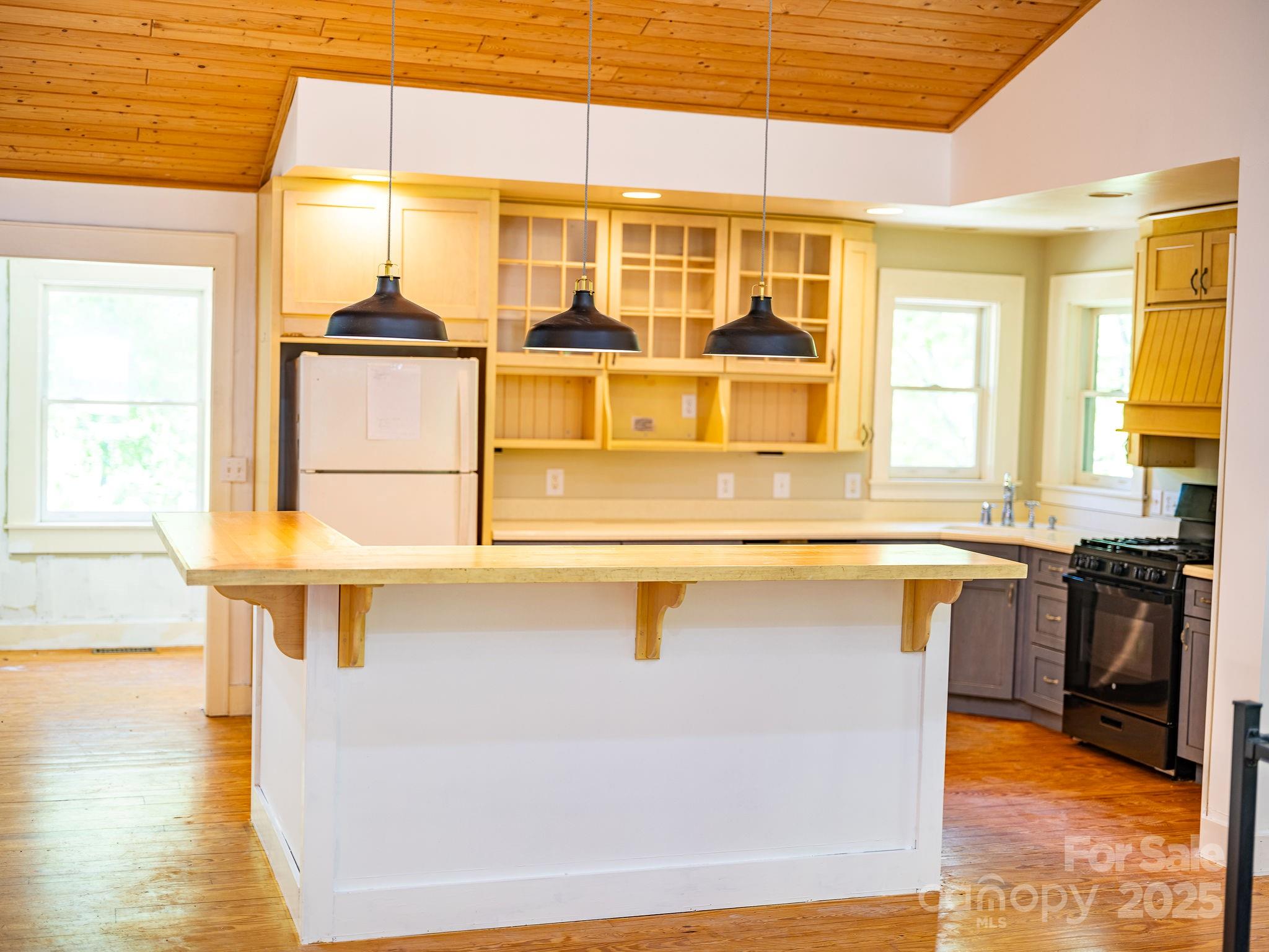 276 Morgan Branch Road Marshall NC 28753