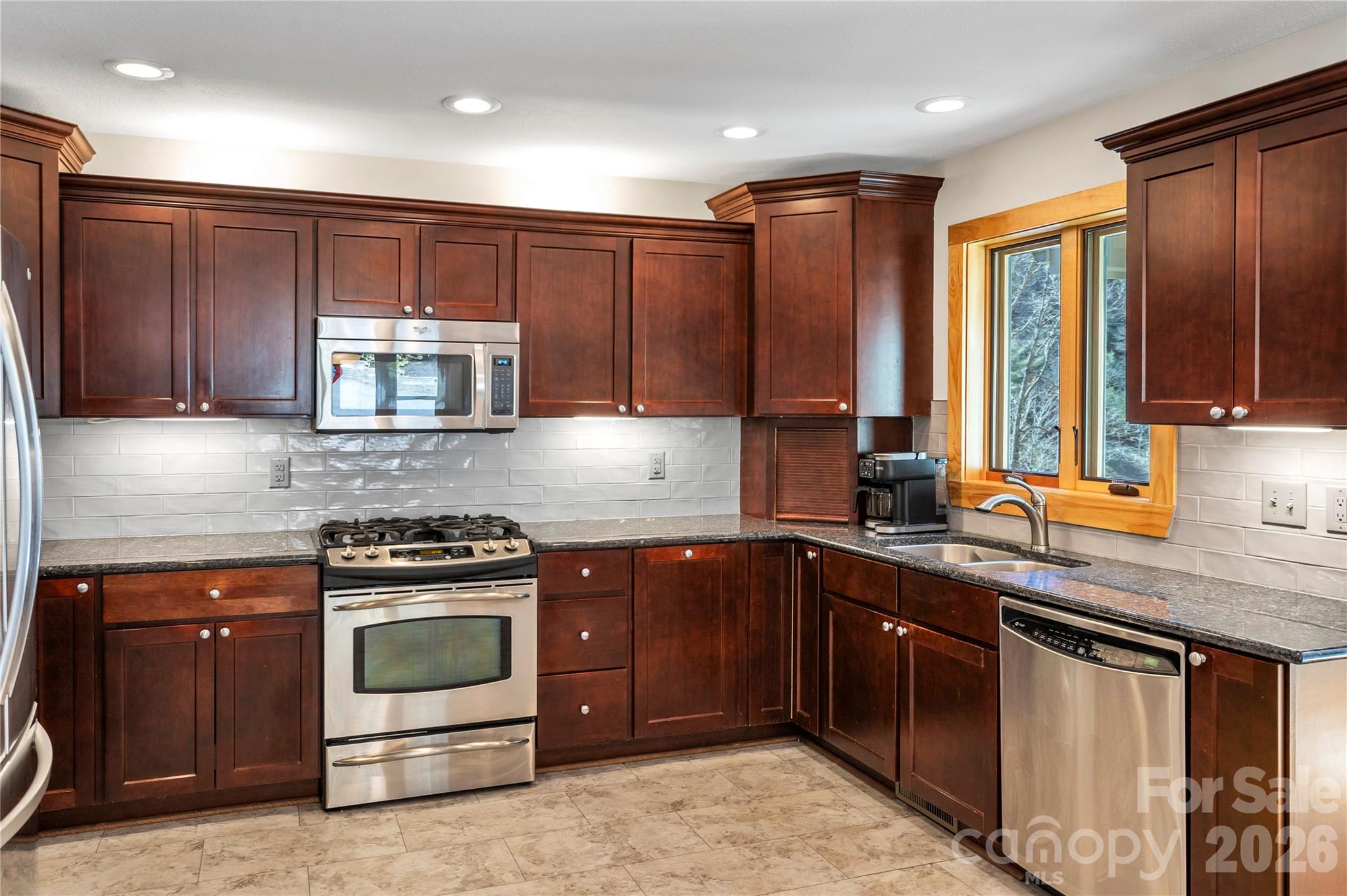 1111 Coyote Hollow Road Waynesville NC 28785