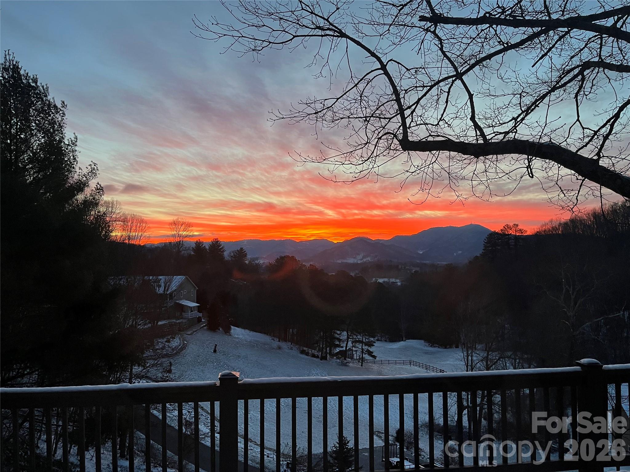 1111 Coyote Hollow Road Waynesville NC 28785