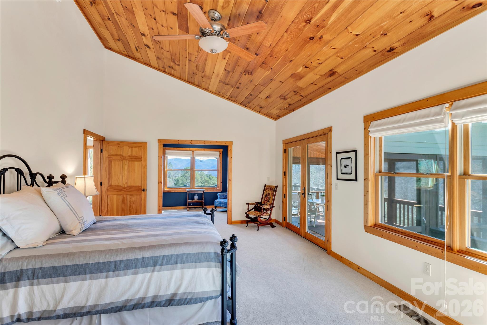1111 Coyote Hollow Road Waynesville NC 28785