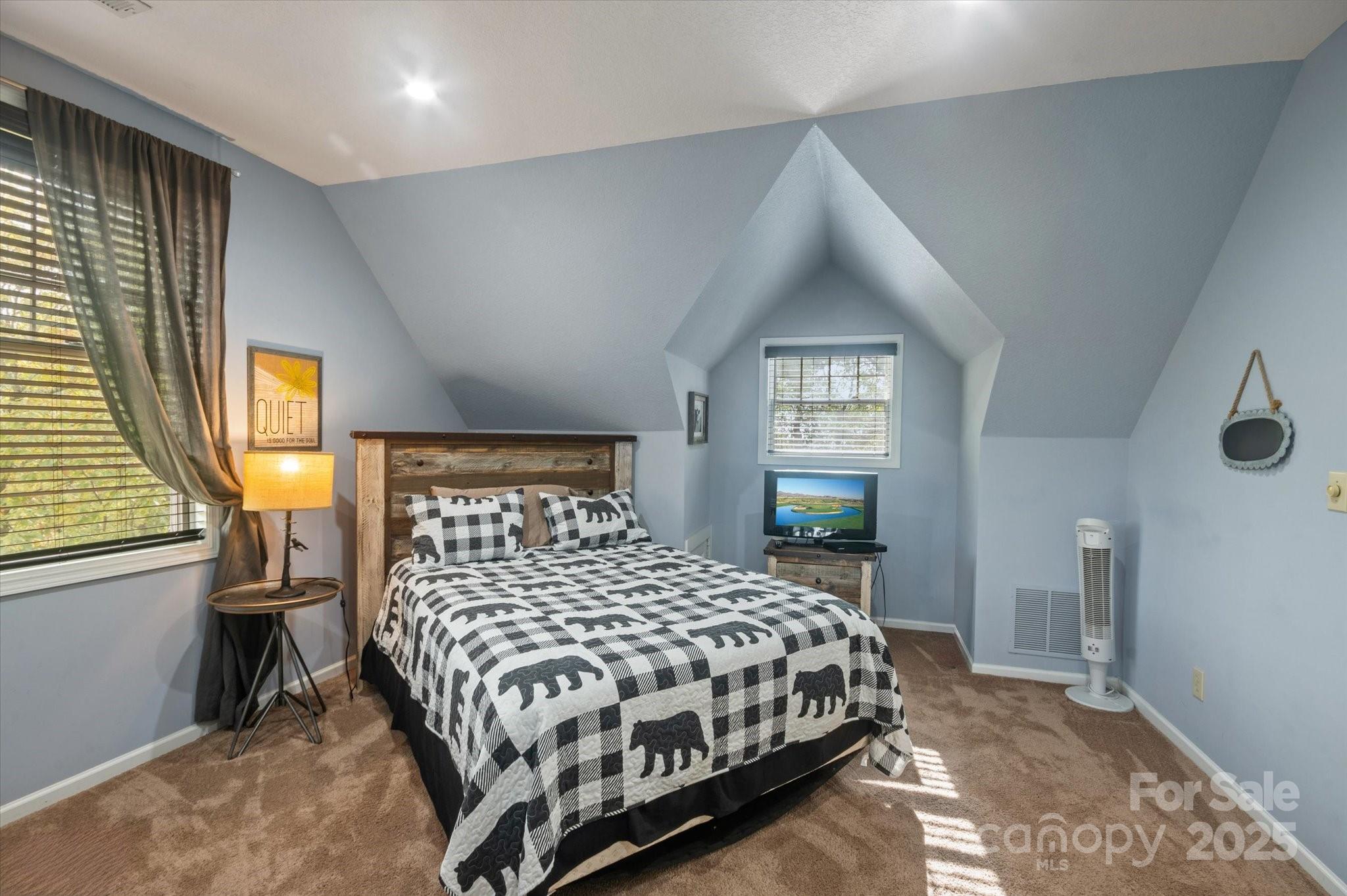 94 Davey Crockett Road Fairview NC 28730