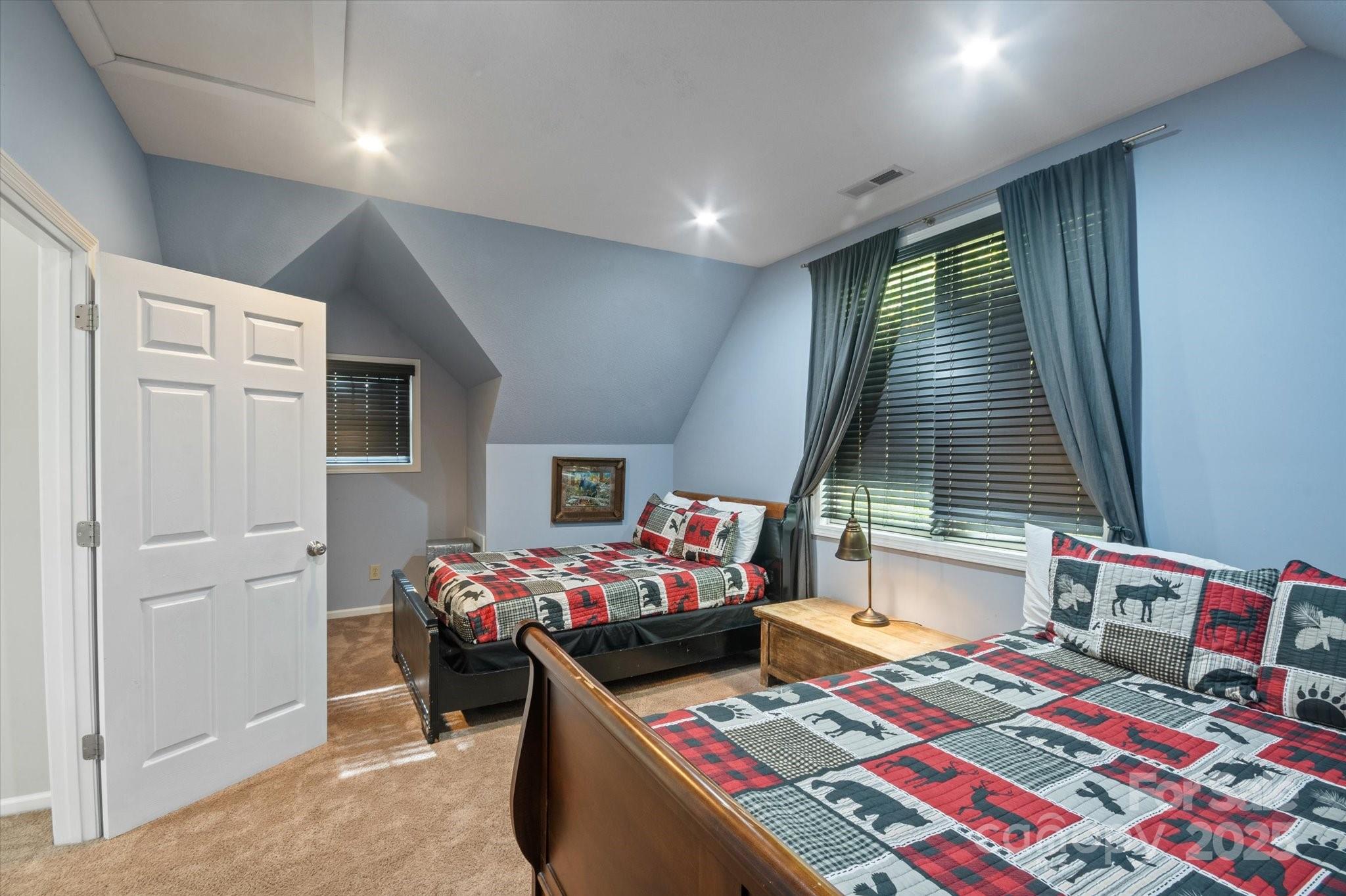 94 Davey Crockett Road Fairview NC 28730