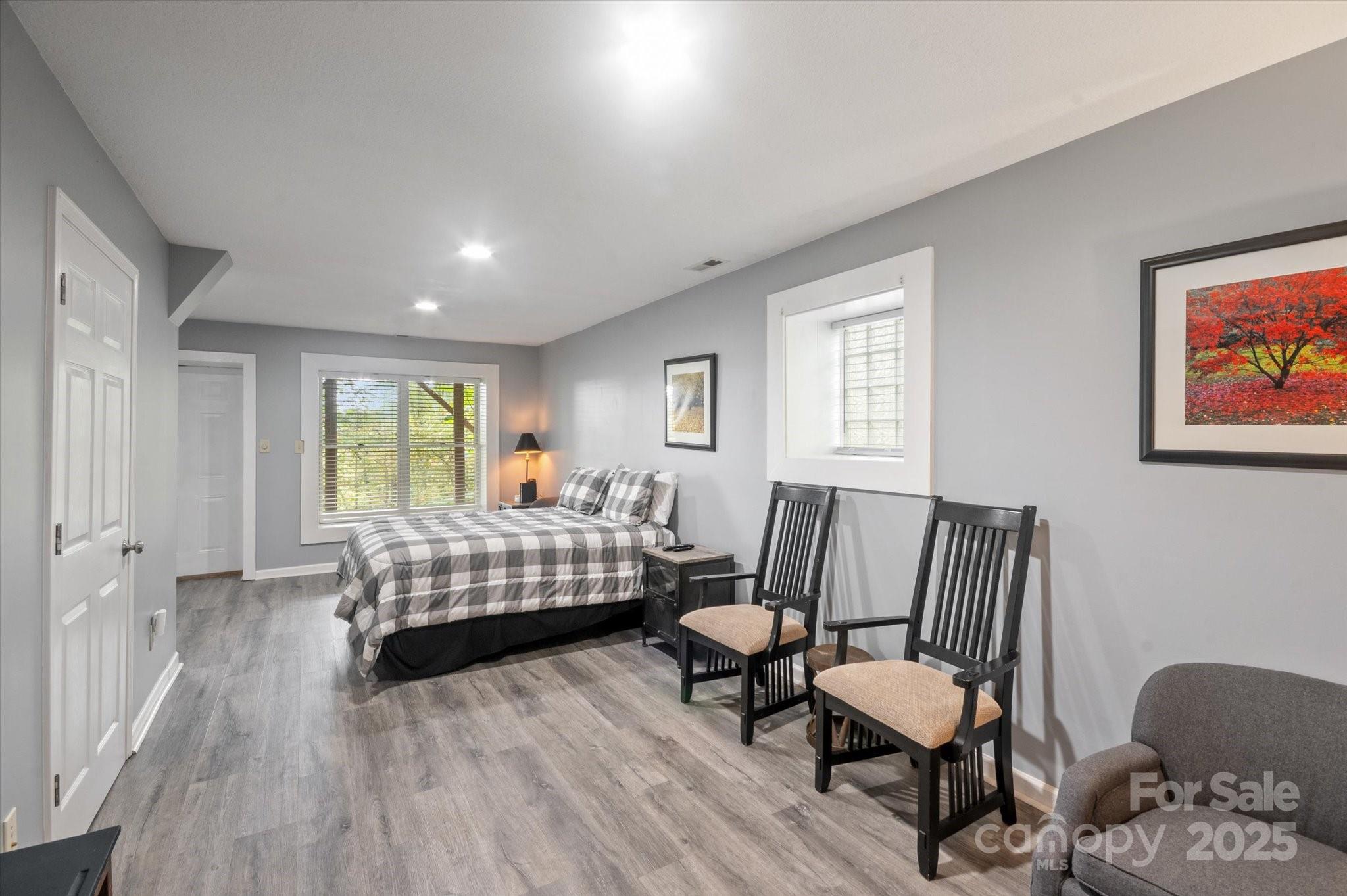 94 Davey Crockett Road Fairview NC 28730