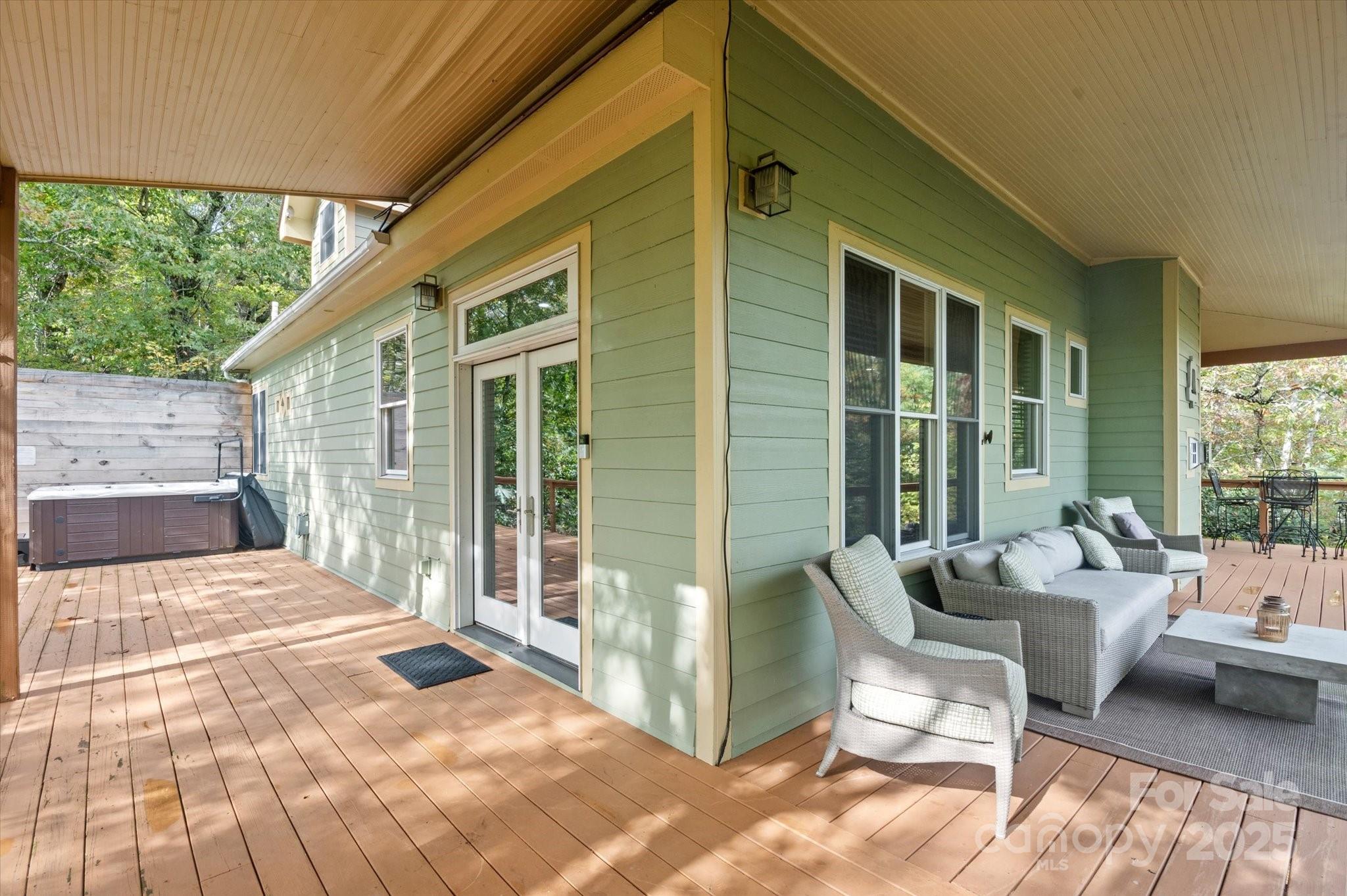 94 Davey Crockett Road Fairview NC 28730