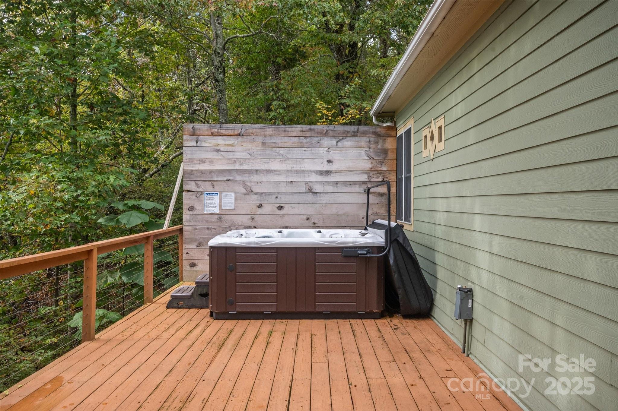 94 Davey Crockett Road Fairview NC 28730