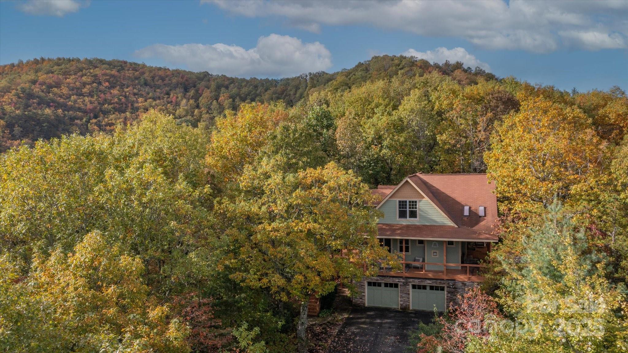 94 Davey Crockett Road Fairview NC 28730