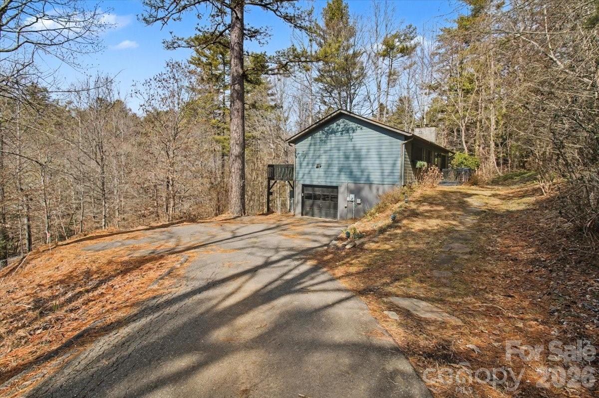30 Whipporwill Drive Weaverville NC 28787