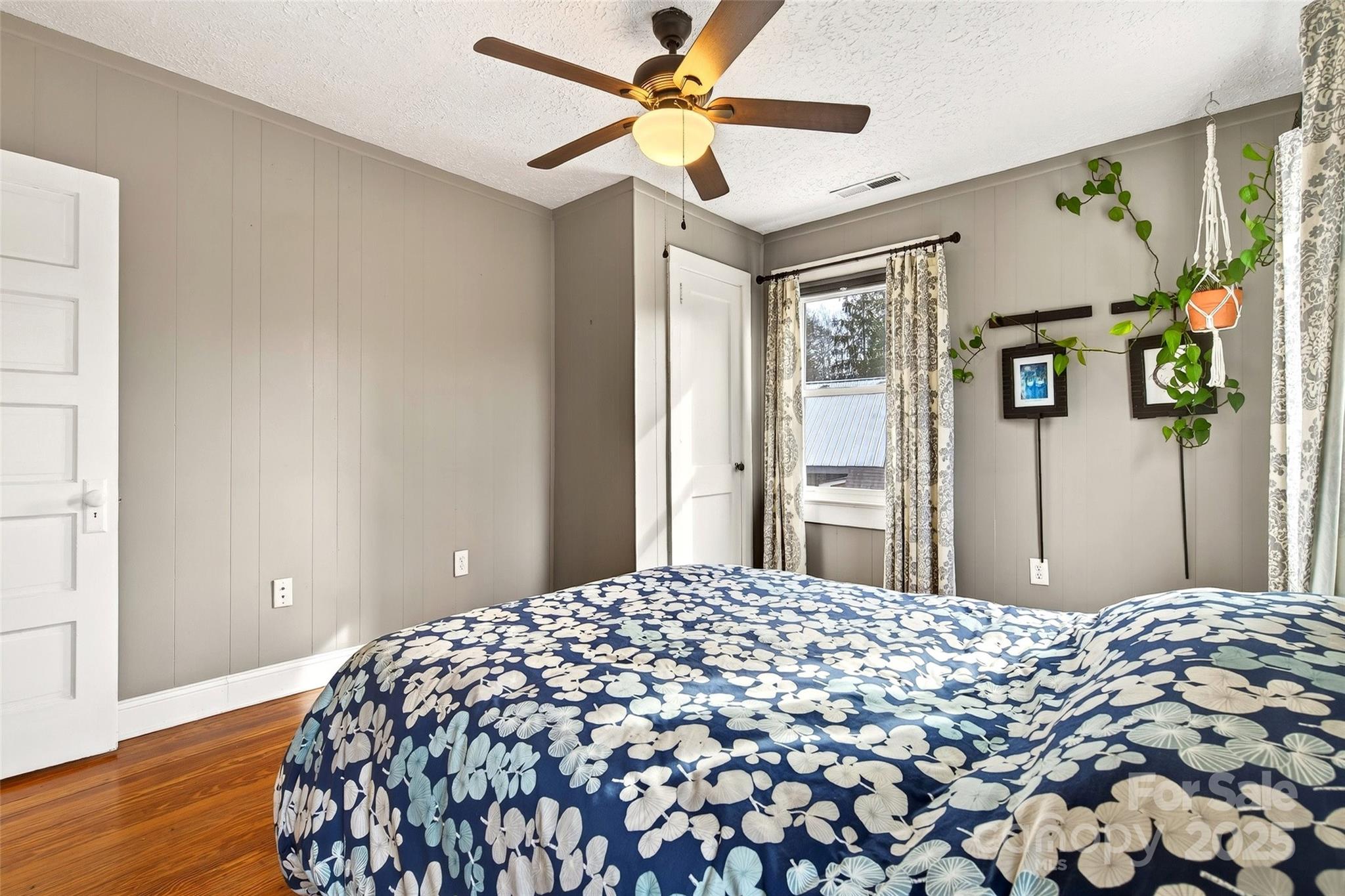 104 Rhododendron Avenue Black Mountain NC 28711