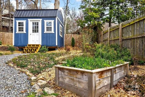 104 Rhododendron Avenue Black Mountain NC 28711