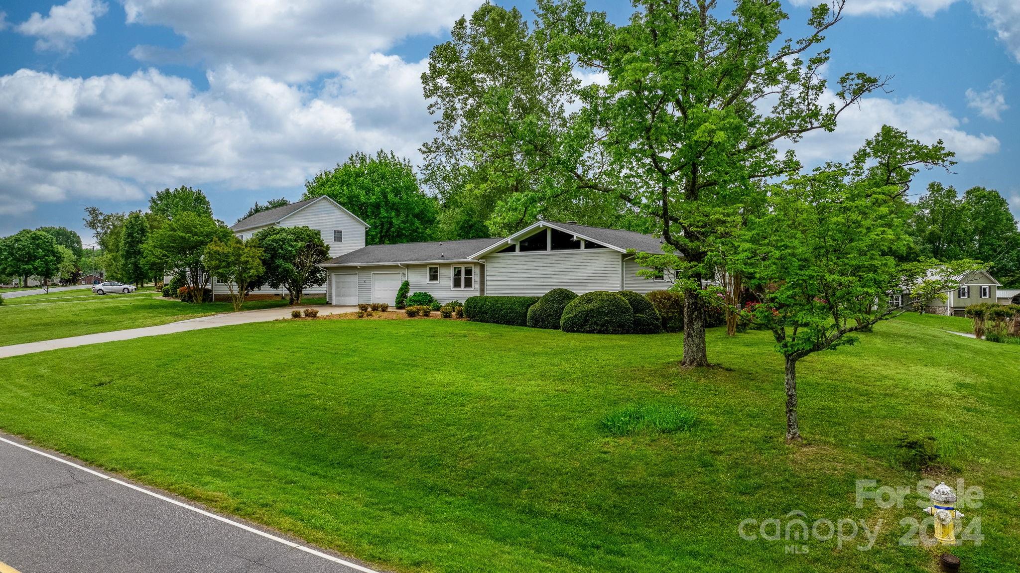 3635 9th Street Drive NE Hickory NC 28601