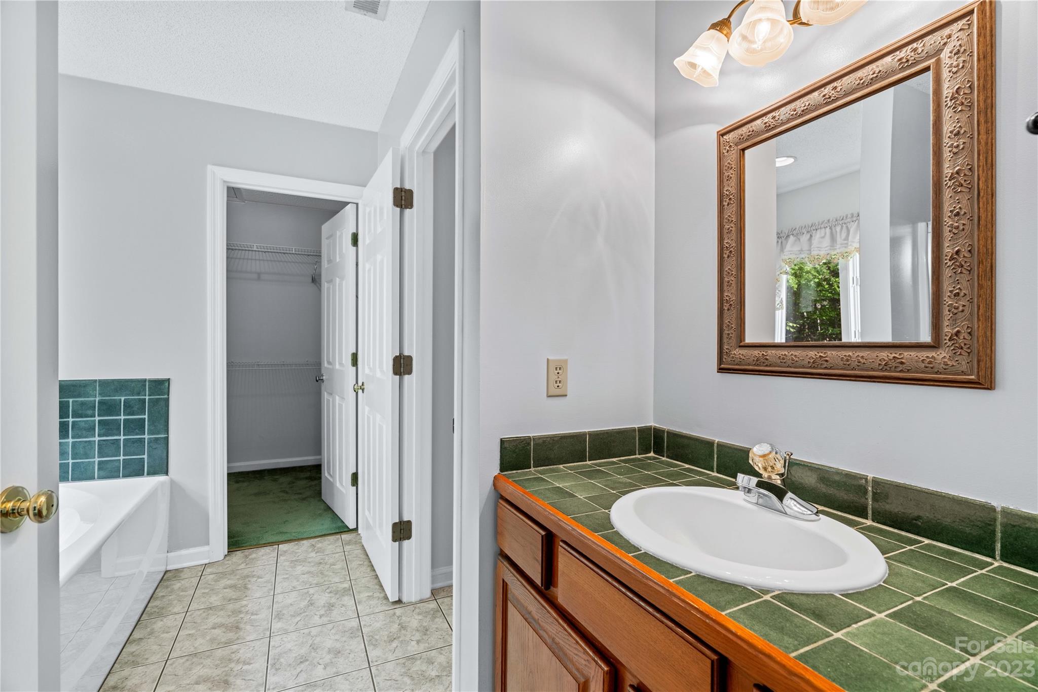10 Holt Circle Fletcher NC 28732