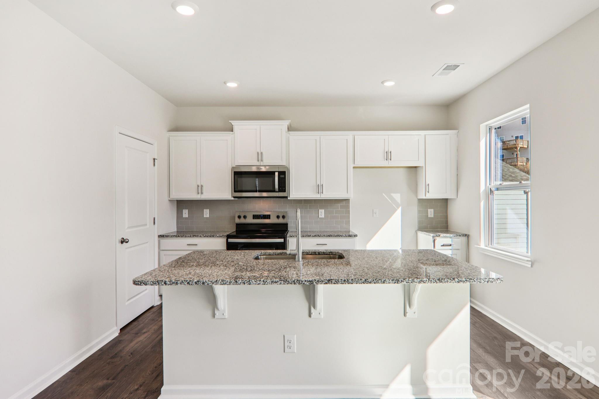 846 Adelston Lane Asheville NC 28804