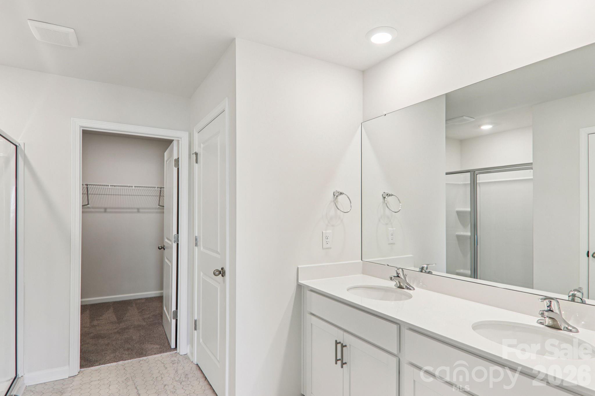 846 Adelston Lane Asheville NC 28804