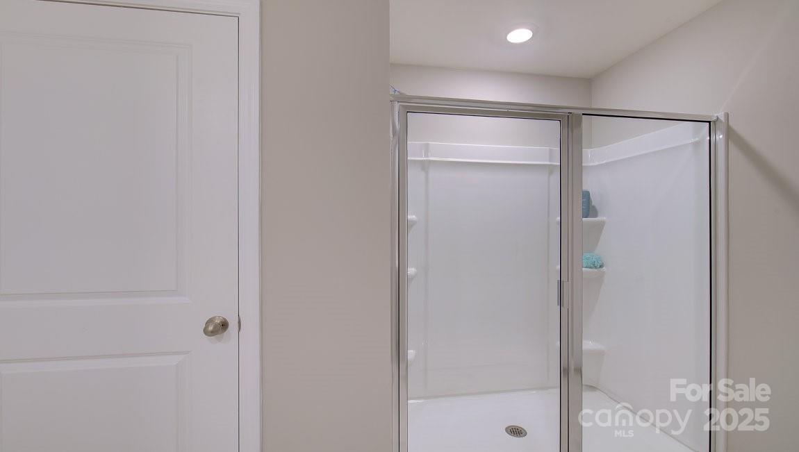 846 Adelston Lane Asheville NC 28804