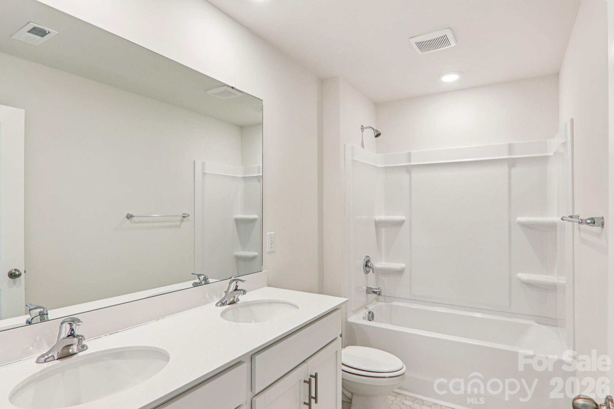 846 Adelston Lane Asheville NC 28804