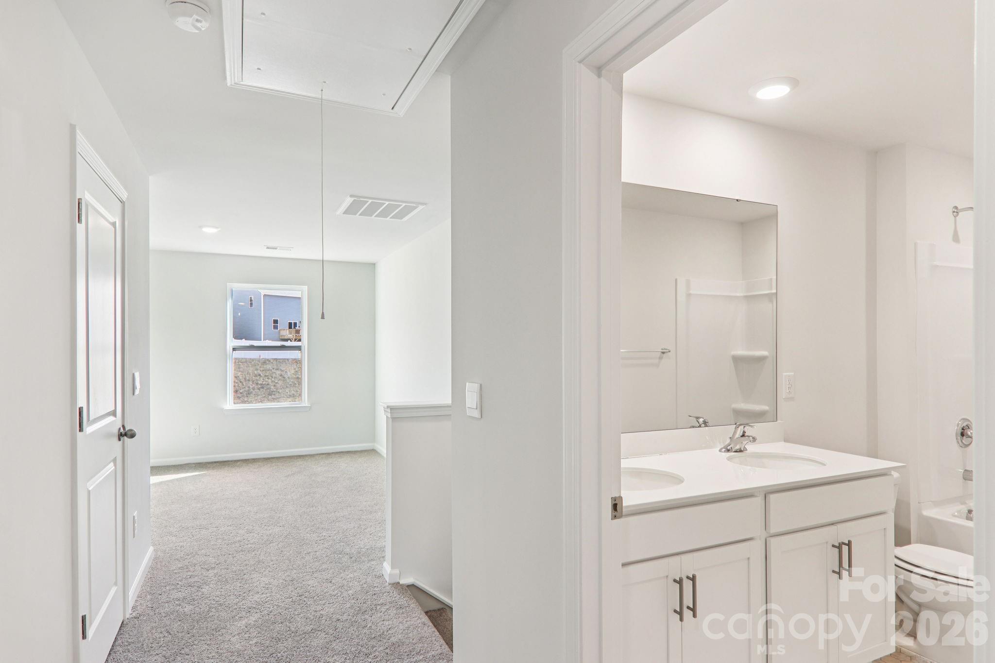 846 Adelston Lane Asheville NC 28804