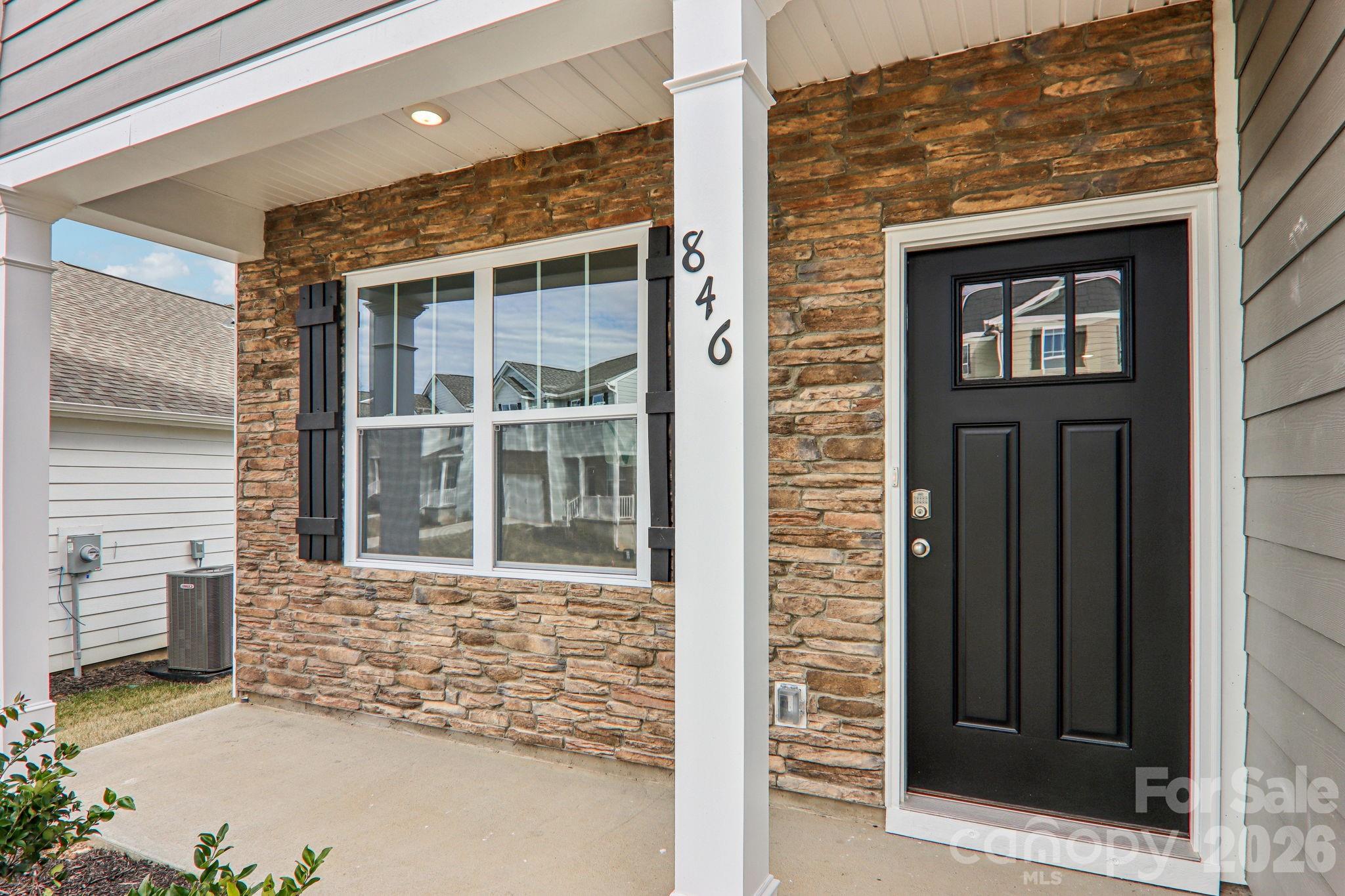 846 Adelston Lane Asheville NC 28804