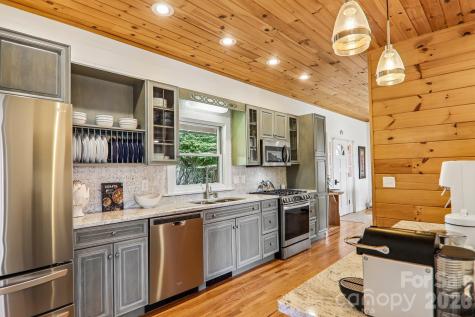 186 Cottage Lane Mars Hill NC 28754