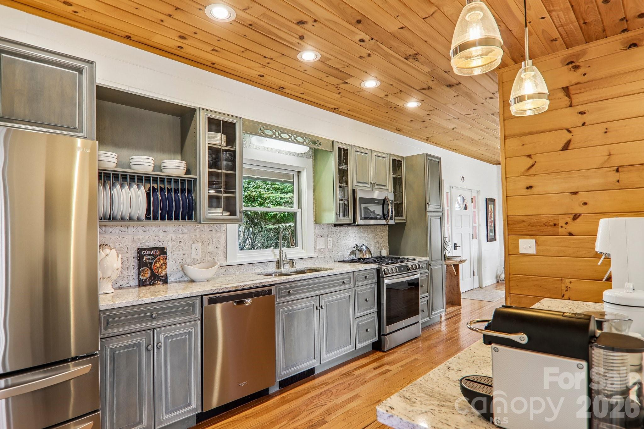 186 Cottage Lane Mars Hill NC 28754
