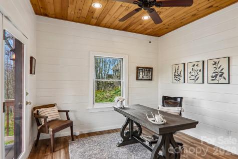 186 Cottage Lane Mars Hill NC 28754