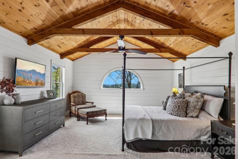 186 Cottage Lane Mars Hill NC 28754