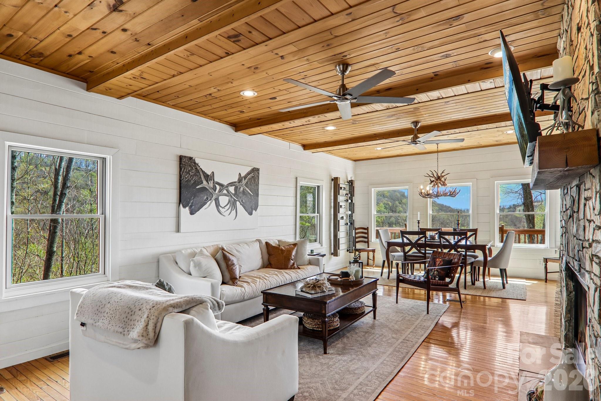 186 Cottage Lane Mars Hill NC 28754