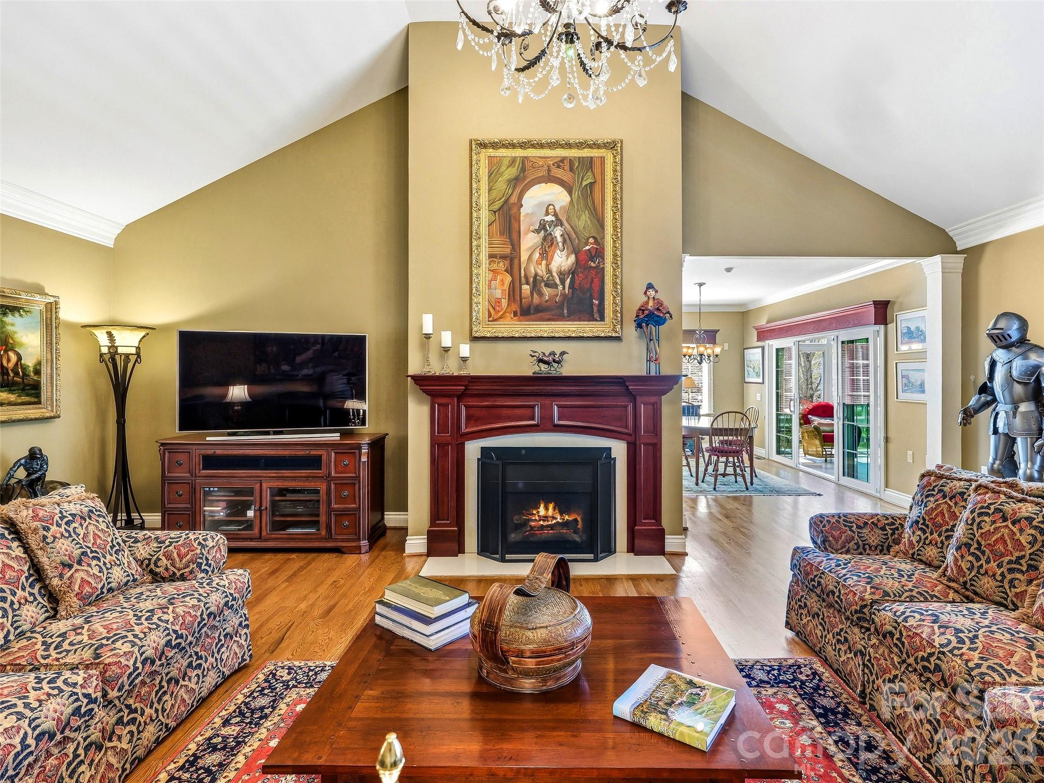 33 Tiverton Lane Asheville NC 28803