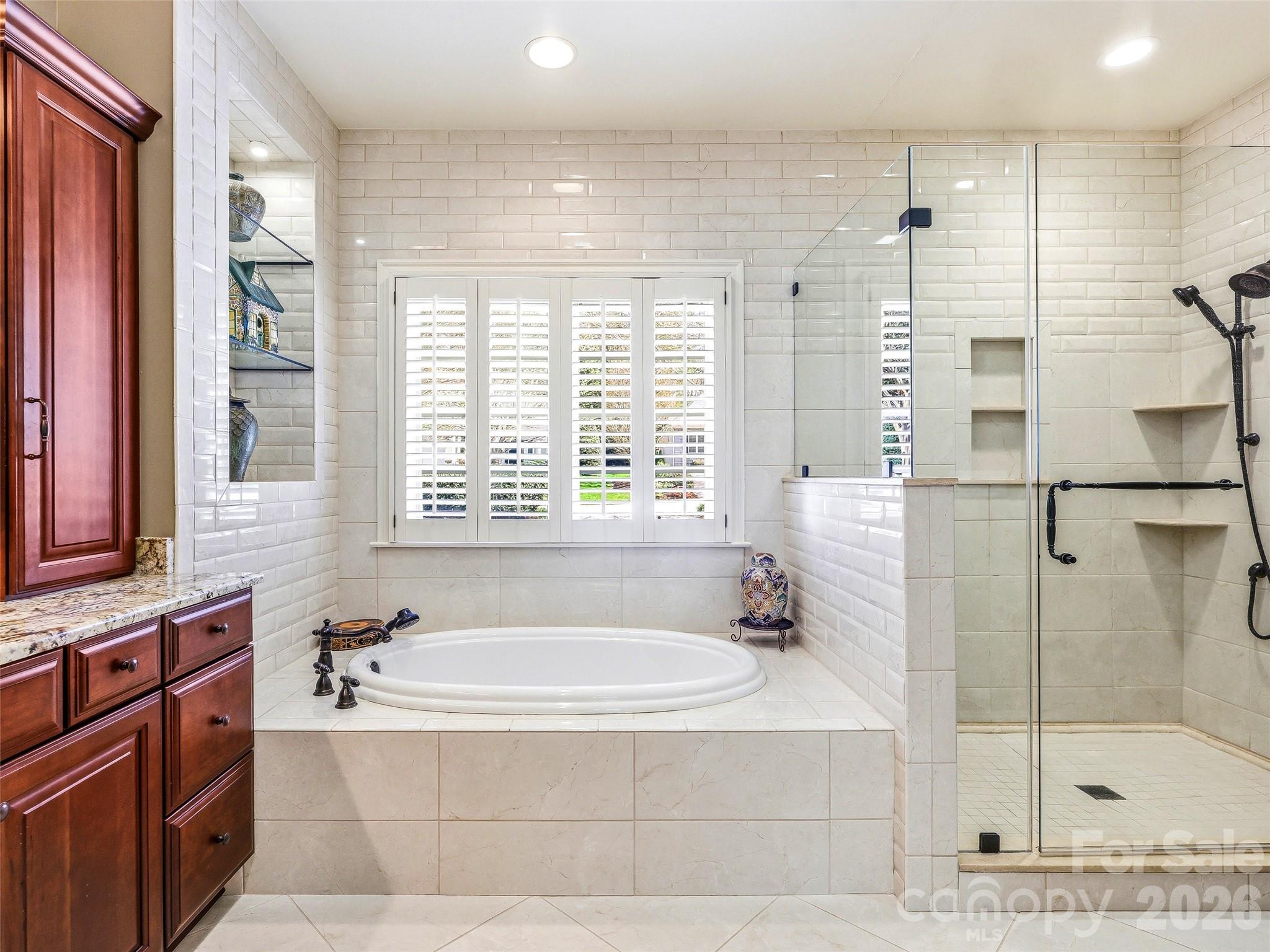 33 Tiverton Lane Asheville NC 28803