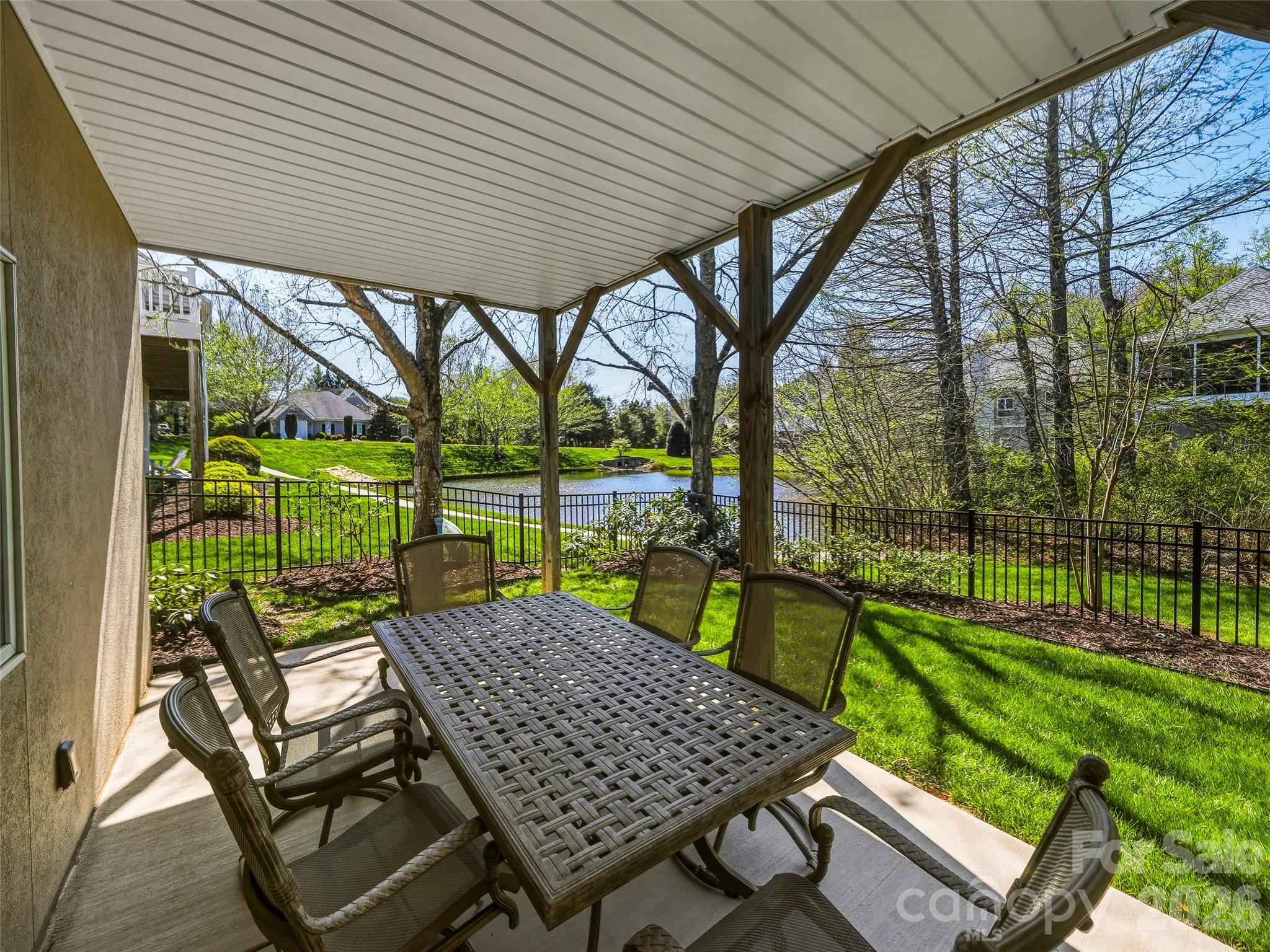 33 Tiverton Lane Asheville NC 28803