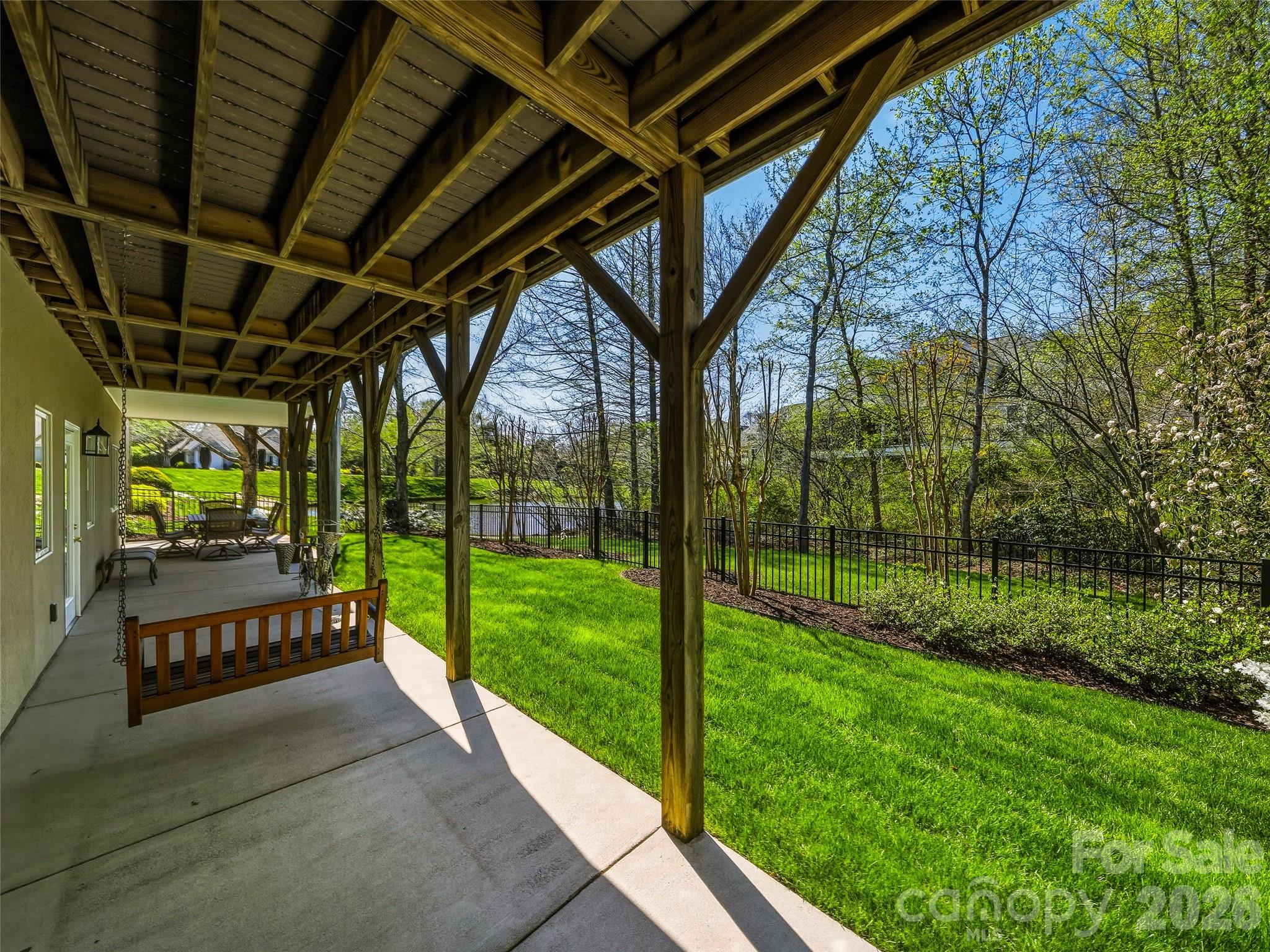 33 Tiverton Lane Asheville NC 28803
