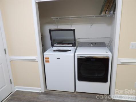 129 Walnut Avenue Yadkinville NC 27055