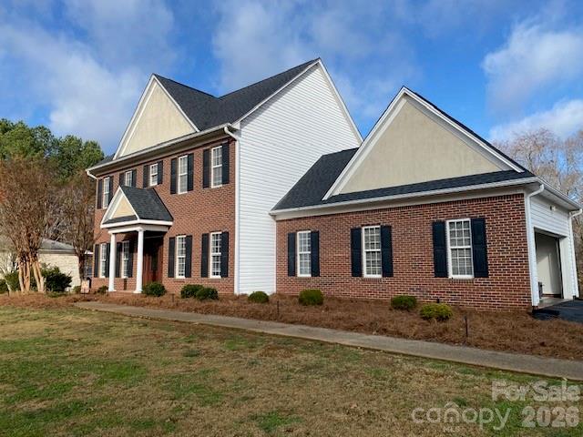 129 Walnut Avenue Yadkinville NC 27055