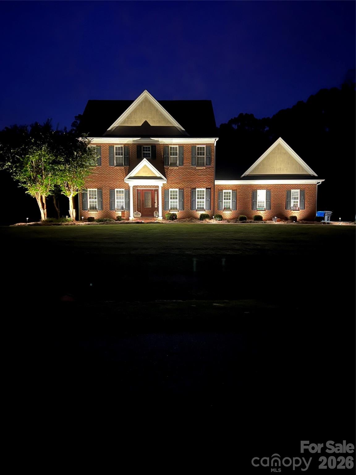 129 Walnut Avenue Yadkinville NC 27055
