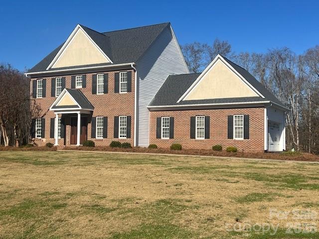 129 Walnut Avenue Yadkinville NC 27055