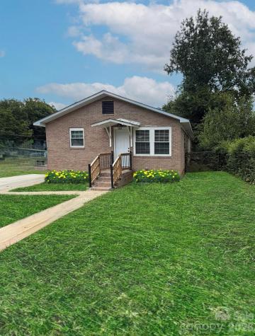 436 Clinton Avenue Lancaster SC 29720