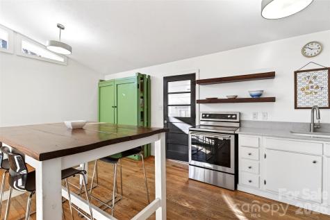 107 High Street Black Mountain NC 28711