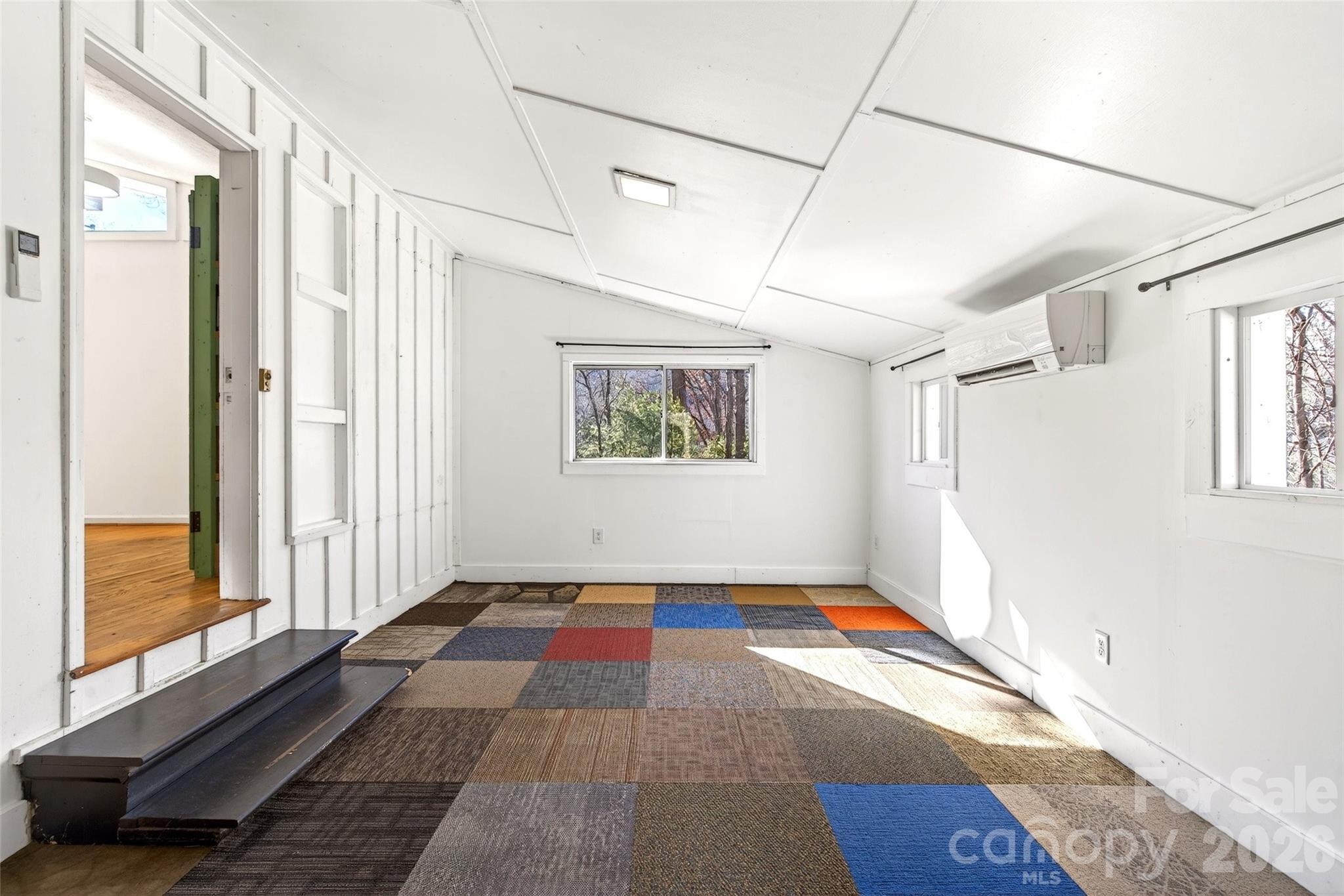 107 High Street Black Mountain NC 28711