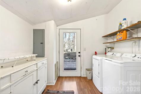 107 High Street Black Mountain NC 28711