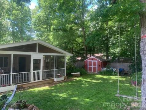 107 High Street Black Mountain NC 28711