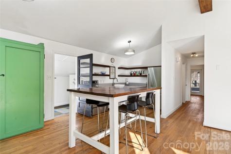 107 High Street Black Mountain NC 28711