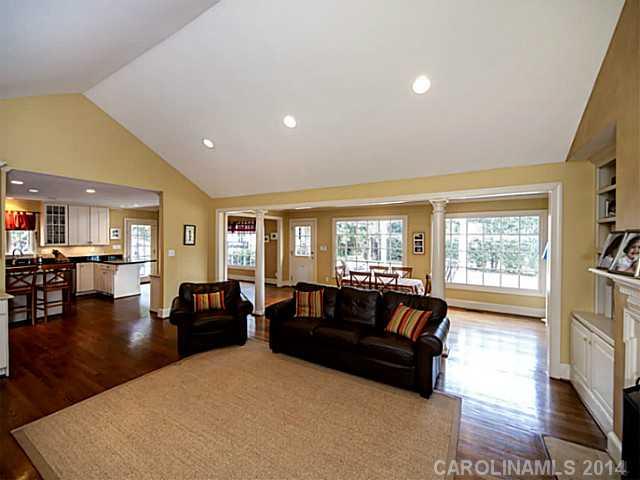 1673 Sterling Road Charlotte NC 28209