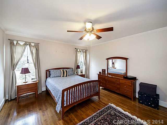 1673 Sterling Road Charlotte NC 28209