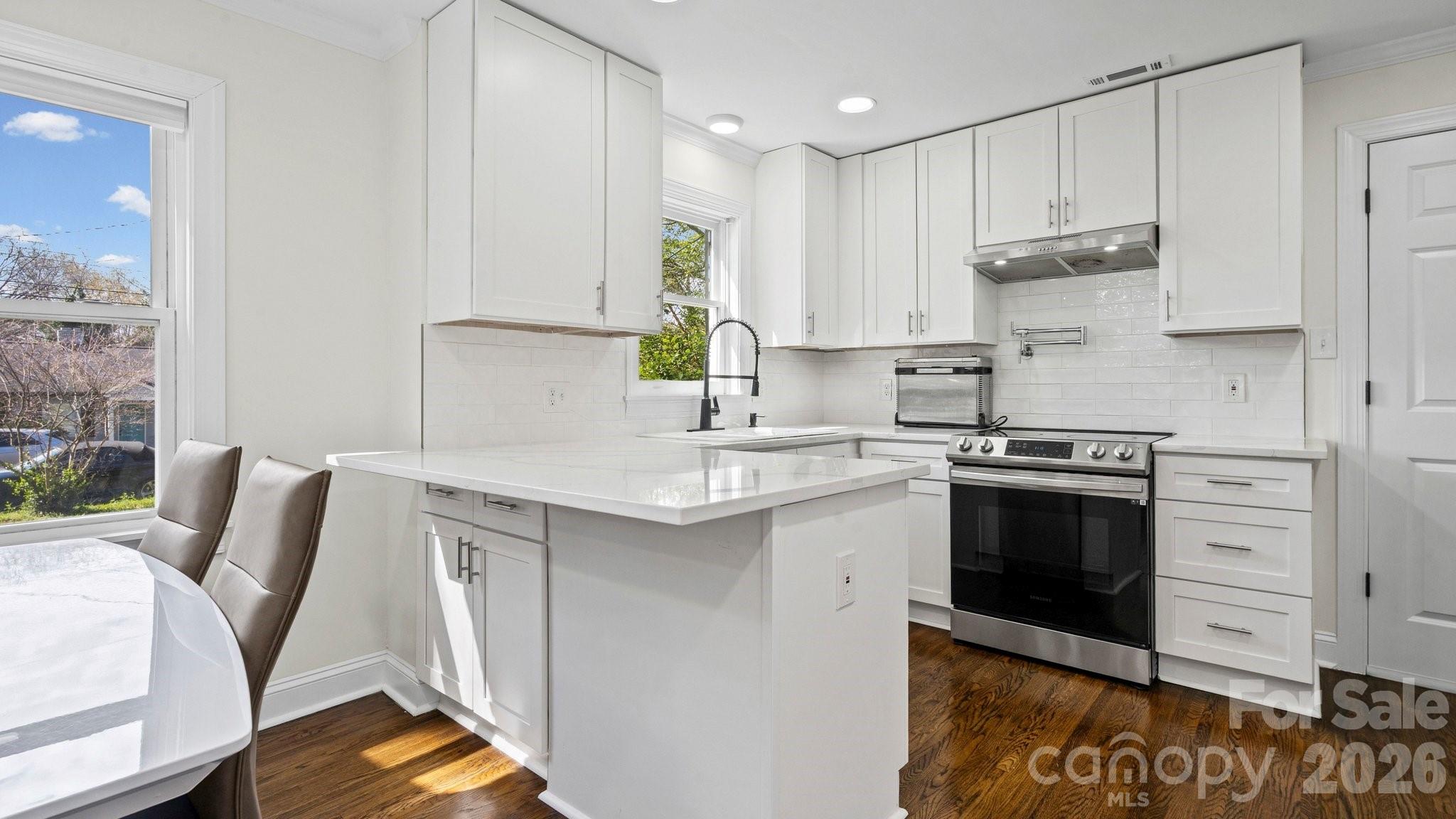 3136 Mathis Drive Charlotte NC 28208