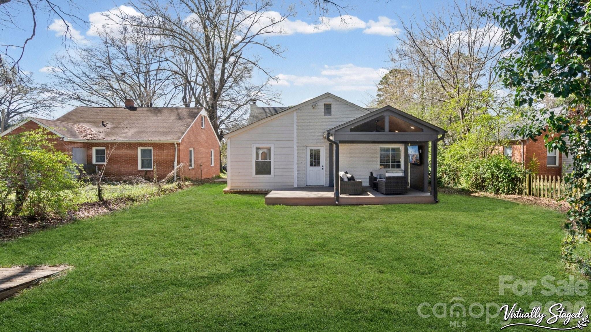 3136 Mathis Drive Charlotte NC 28208